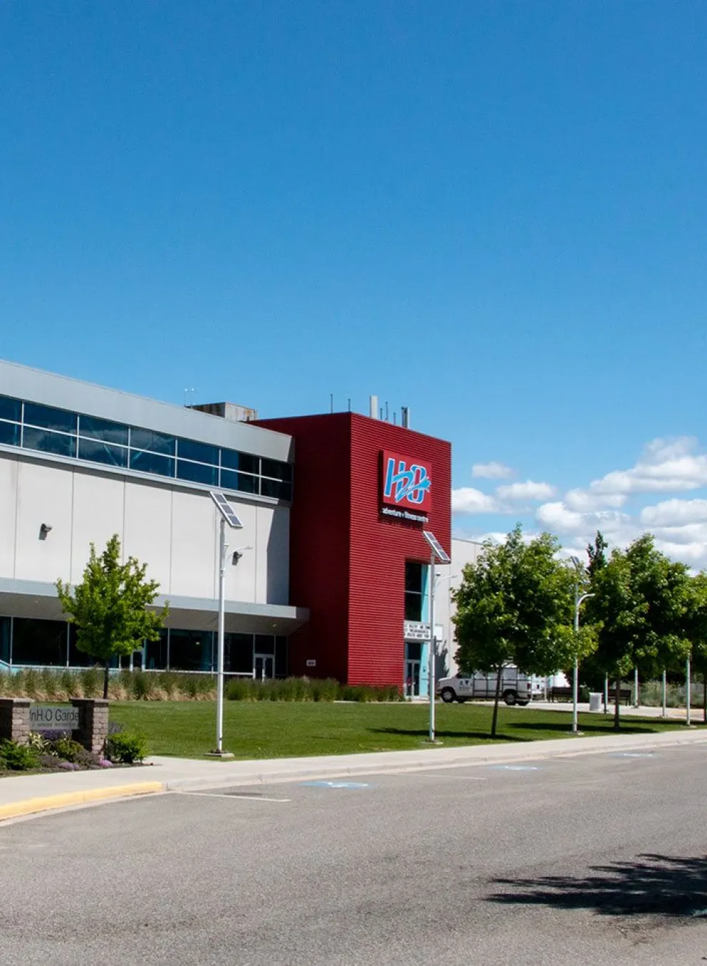 H2O facility entrance and garden in the sunshine