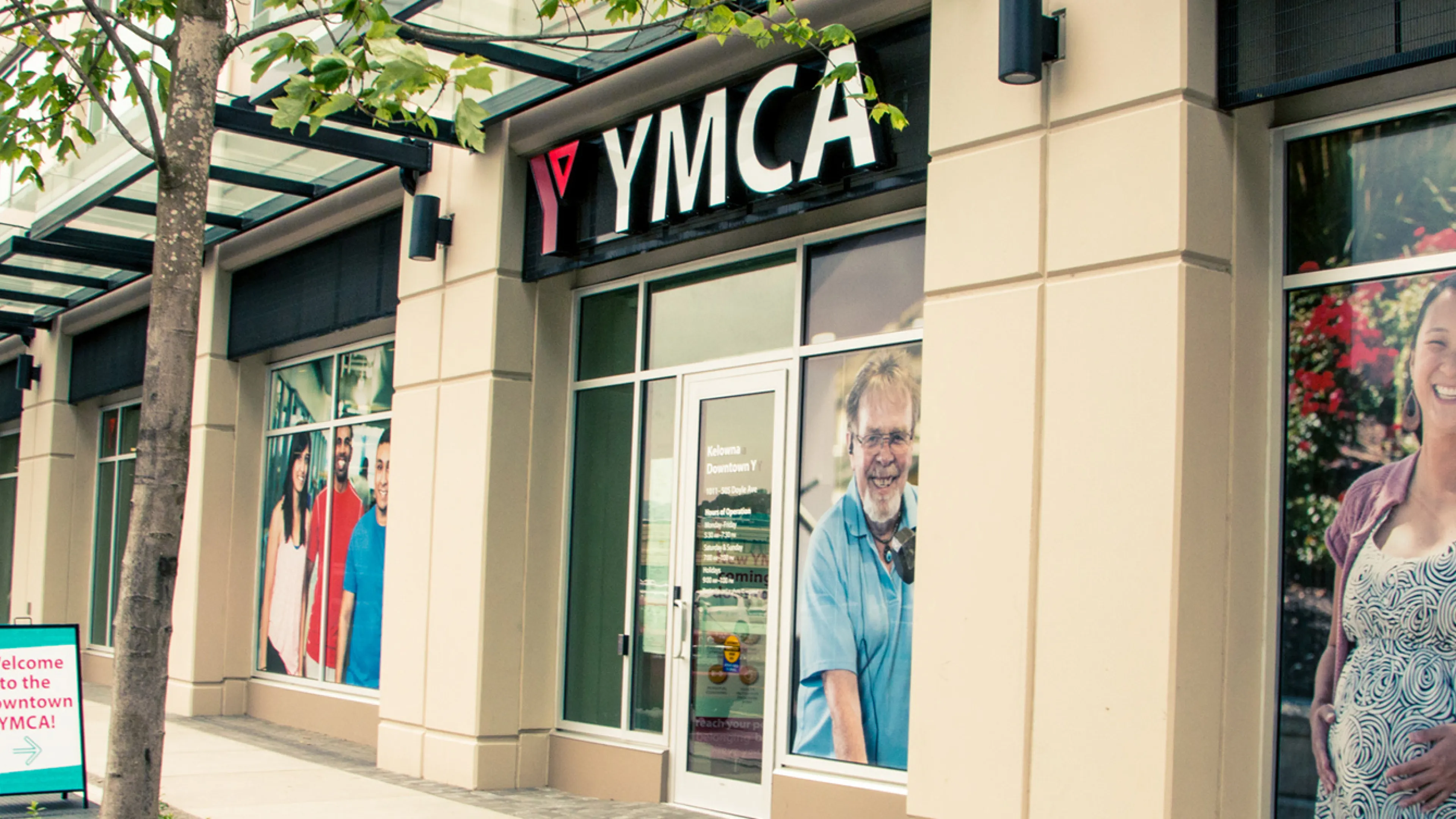Kelowna Family Y entrance